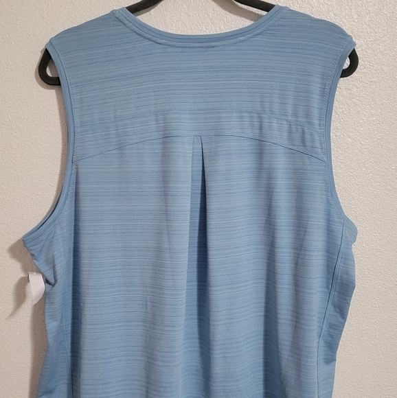 NWT Athleta athletic top size 2x - Picture 5 of 7